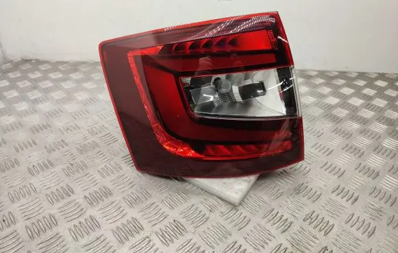 Skoda Octavia Mk3 (5E) Rear/tail lights 5E9945207