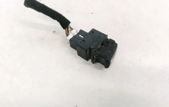 KIA Sorento Electric window control switch