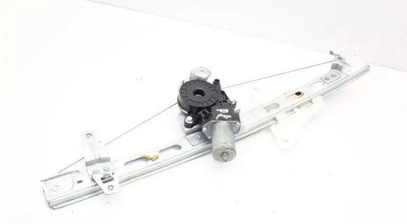 Suzuki SX4 S-Cross Front door electric window regulator 
