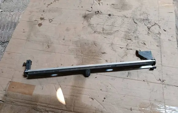 BMW 5 E39 Rear door sun blind/shade 8208705