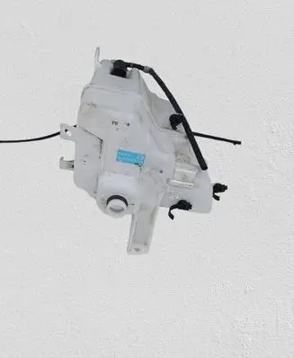 Toyota RAV 4 (XA40) Windshield washer fluid reservoir/tank ZBIORNICZEK