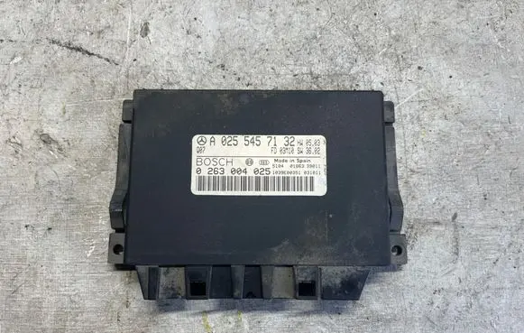 Mercedes-Benz E W211 Parking PDC control unit/module A0255457132 0263004025 1039E00351