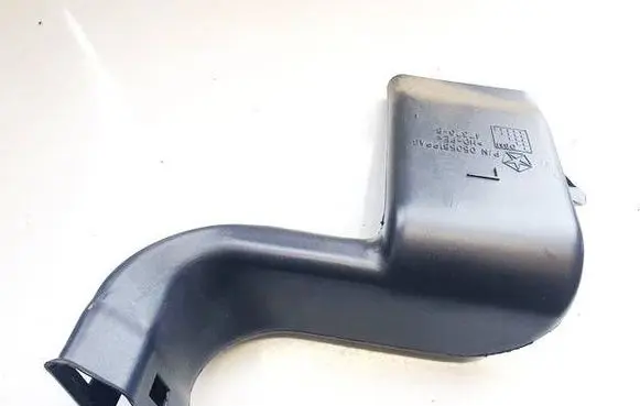Dodge Caliber Cabin air duct channel 05058198AB