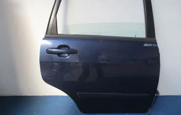 Suzuki Liana Rear door