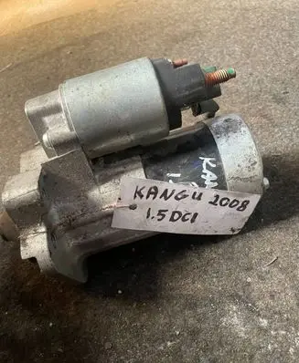 Renault Kangoo II Starter motor 8200584675B M000T87881
