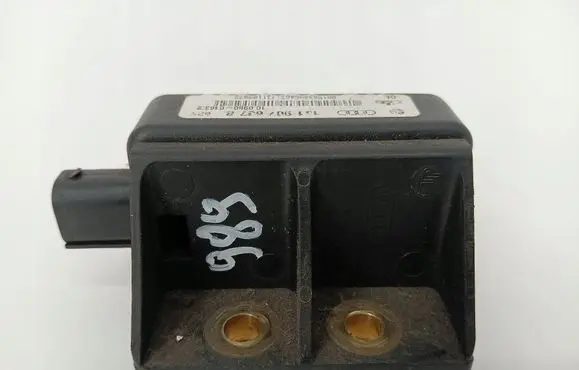 Volkswagen Golf IV Sensor 1J0907657B