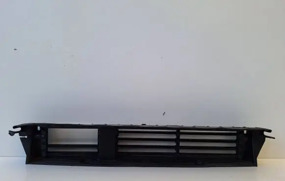 Nissan Qashqai J12 Radiator trim 214216UA0A