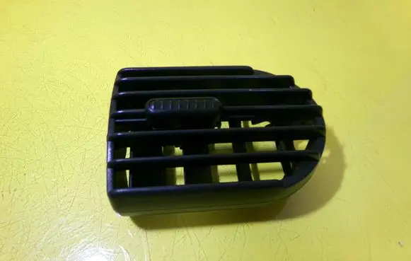 Opel Corsa C Dashboard side air vent grill/cover trim 