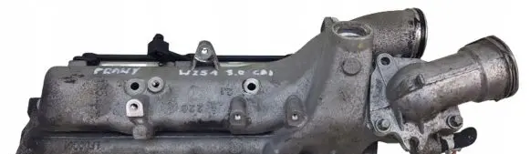 Mercedes-Benz R W251 Intake manifold A6420901137
