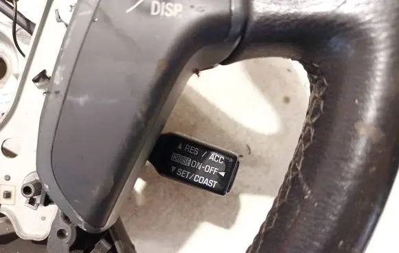 Toyota Avensis T250 Cruise control stalk 