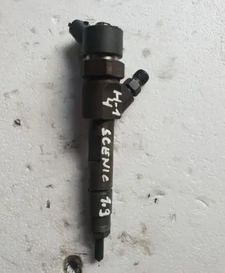 Renault Scenic I Fuel injector 8200100272
