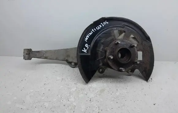 Infiniti QX70 S51 Front wheel hub