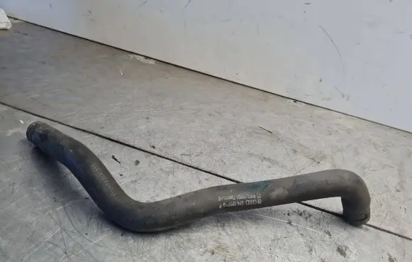 Volkswagen Transporter - Caravelle T4 Engine coolant pipe/hose 074122073P