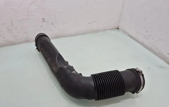 Volvo V40 Intercooler hose/pipe 31338661