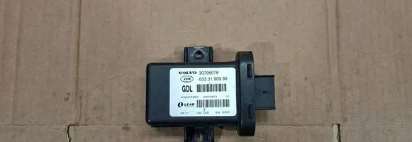 Volvo V70 Light module LCM 30795078 532275850 6333190999