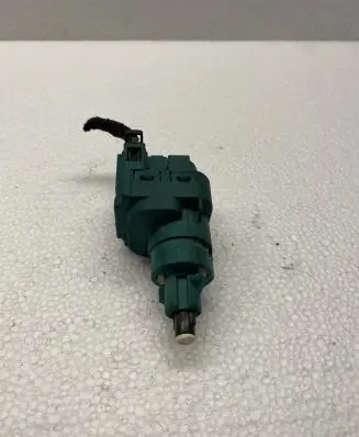 Volkswagen Golf IV Brake pedal sensor switch 1C0945511A