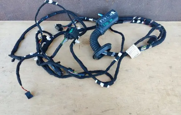 BMW 4 F32 F33 Front door wiring loom 9337234 61129337234 9337214