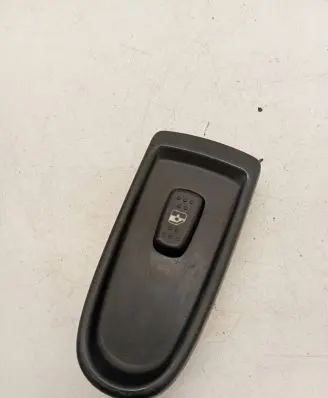 Iveco Daily 35.8 - 9 Electric window control switch
