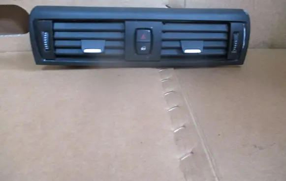 Dash center air vent grill