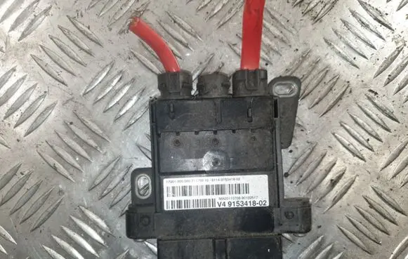 BMW 5 F10 F11 Current control relay 9153418