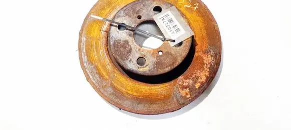 Toyota Yaris Front brake disc ventiliuojamas
