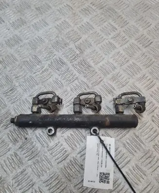 Land Rover Discovery 3 - LR3 Fuel main line pipe 