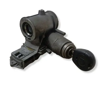 Volkswagen Sharan Ignition lock P012106
