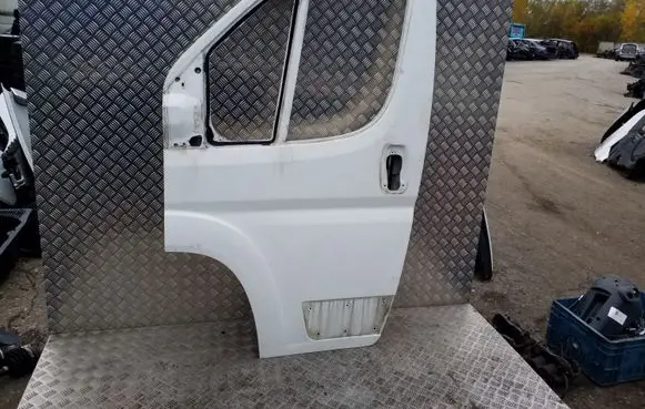 Fiat Ducato Front door