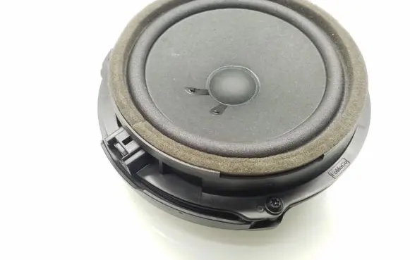 Ford Focus Front door speaker AA6T18808AA