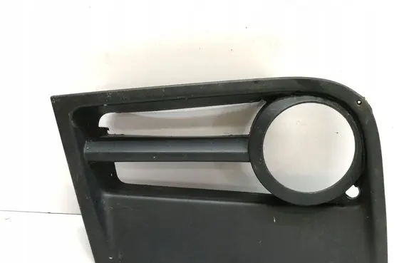 Mercedes-Benz E W211 Tow hook cap/cover A9608857874