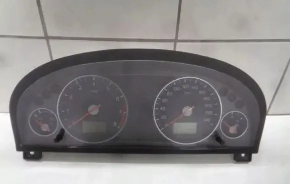Ford Mondeo Mk III Speedometer (instrument cluster)