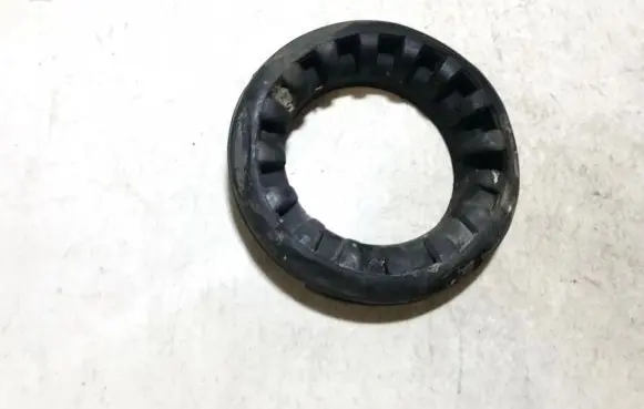 Mazda 3 I Front coil spring rubber mount 3n615599a 3n61-5599-a