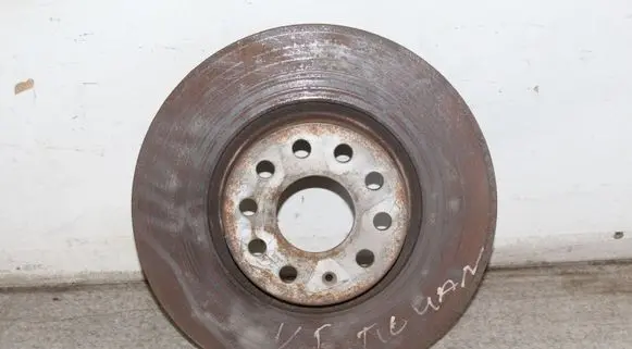 Volkswagen Tiguan Front brake disc