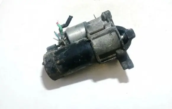 Citroen Xsara Starter motor d6ra571