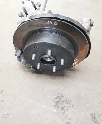Infiniti Q50 Rear wheel hub spindle/knuckle 