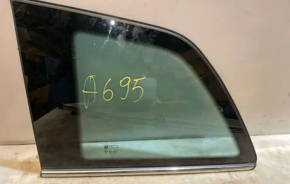 Rear side window