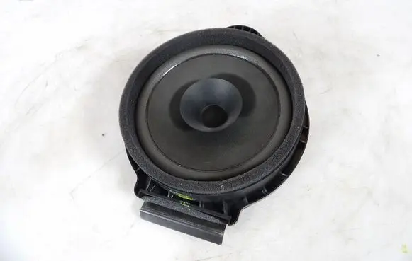 Opel Mokka X Subwoofer speaker 84248776