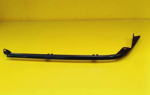 Under headlight/headlamp trim