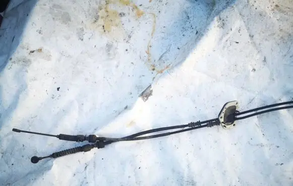 Toyota Avensis Verso Gear shift cable linkage