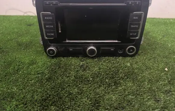 Volkswagen Amarok Radio/CD/DVD/GPS head unit 3C8035279L RNS315EU
