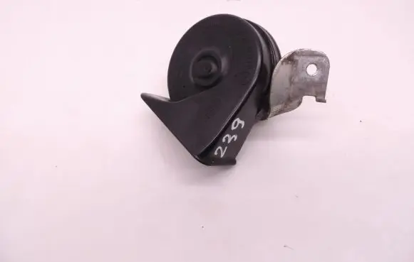 Volvo V40 Horn signal 239