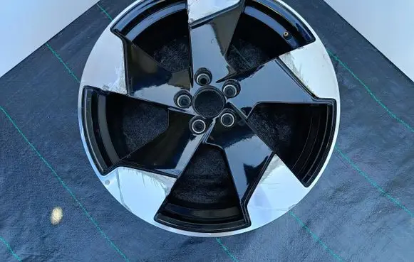 Volvo EX30 R16 alloy rim 