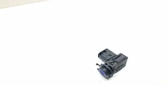 BMW 4 F32 F33 Air quality sensor 9240180