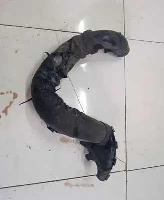 Peugeot 307 Air intake hose/pipe 