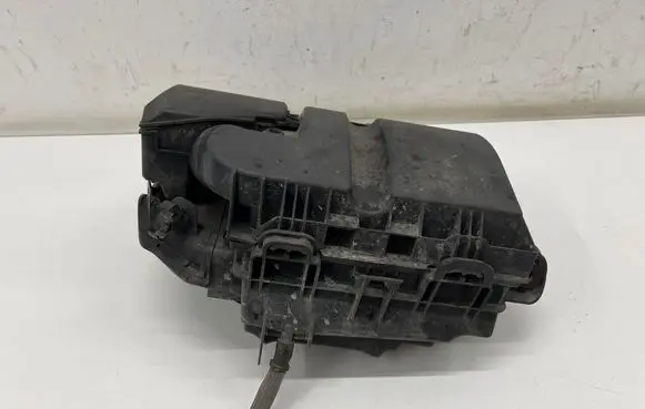 Citroen Berlingo Air filter box 9828002080