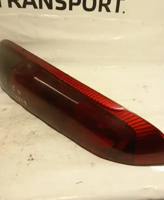Nissan X-Trail T30 Rear/tail lights E139917