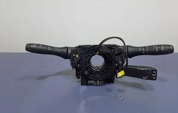Renault Clio V Other switches/knobs/shifts 255674797R