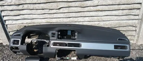 Volvo V70 Dashboard 31332588