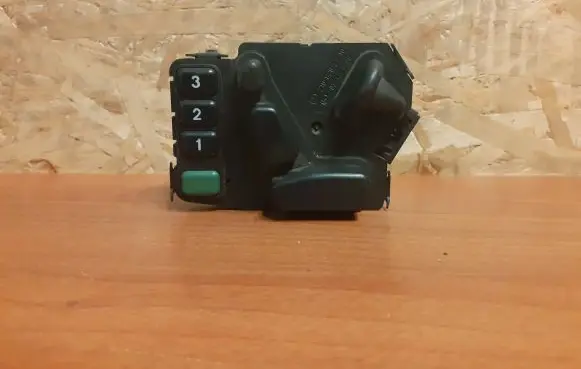 Mercedes-Benz E W210 Seat control switch 2108202910 2151