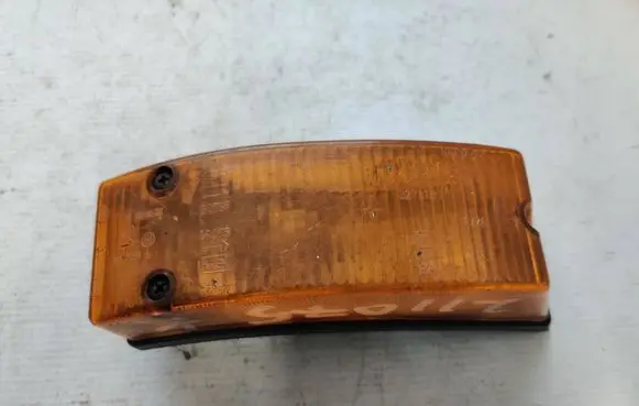 Mercedes-Benz 609 Front indicator light 32781R6